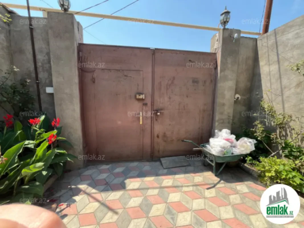 Satılır 4 otaqlı həyət evi 85 m²
