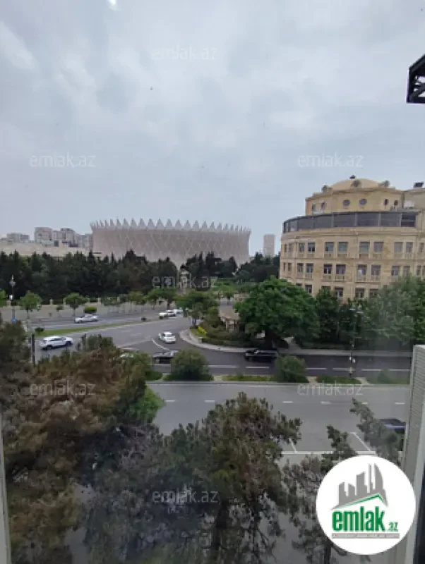Satılır 1 otaqlı köhnə tikili 40 m²