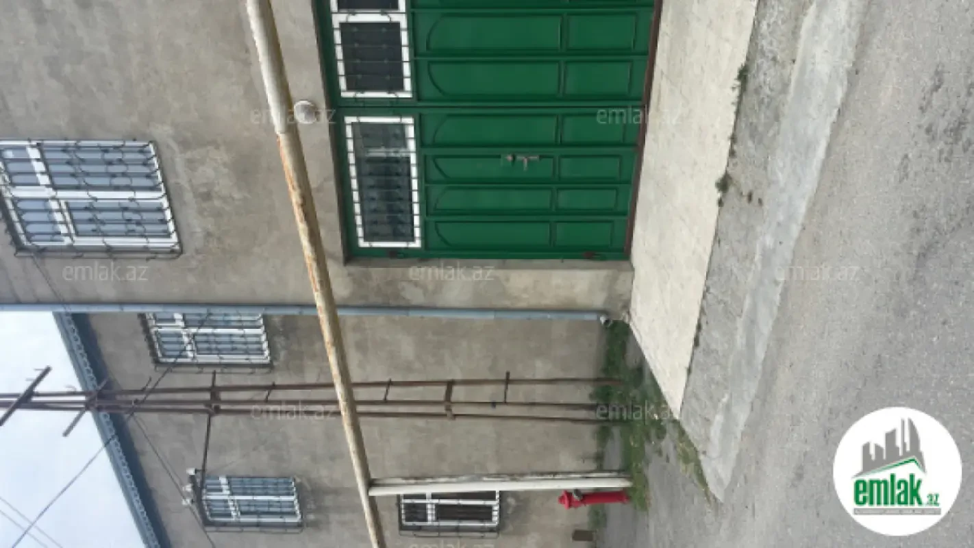 Satılır 7 otaqlı həyət evi 300 m²