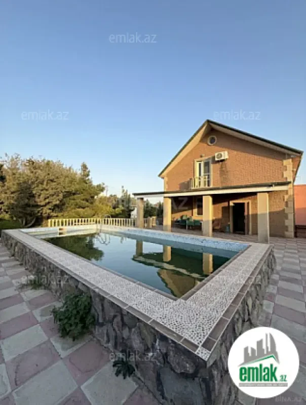 Satılır 4 otaqlı mənzil 370 m²