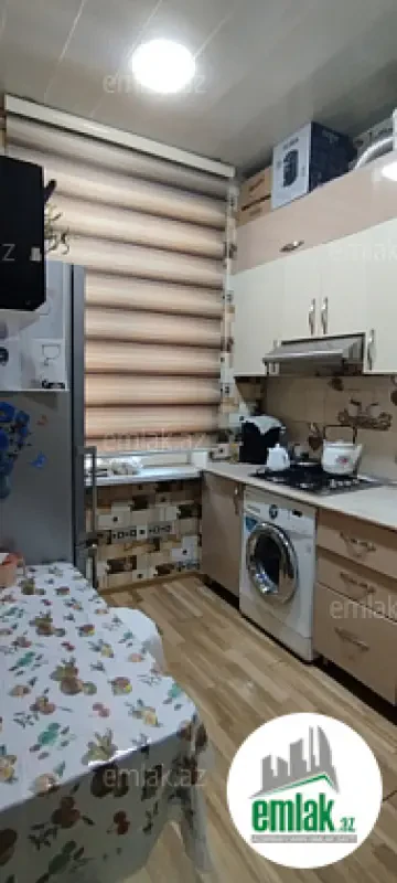 Satılır 2 otaqlı köhnə tikili 40 m²