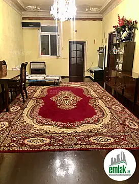 Satılır 4 otaqlı həyət evi 130 m² — Bakı 4 otaq 130.00 m²