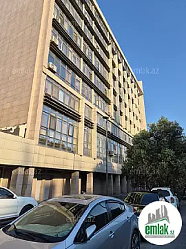 Satılır 3 otaqlı köhnə tikili 106 m² — Bakı 3 otaq 106.00 m²