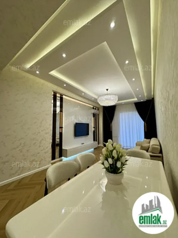 Satılır 3 otaqlı yeni tikili 107 m²