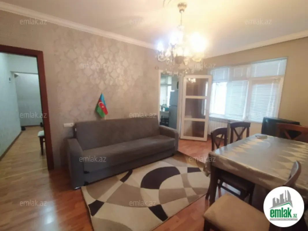 Satılır 2 otaqlı köhnə tikili 58 m²