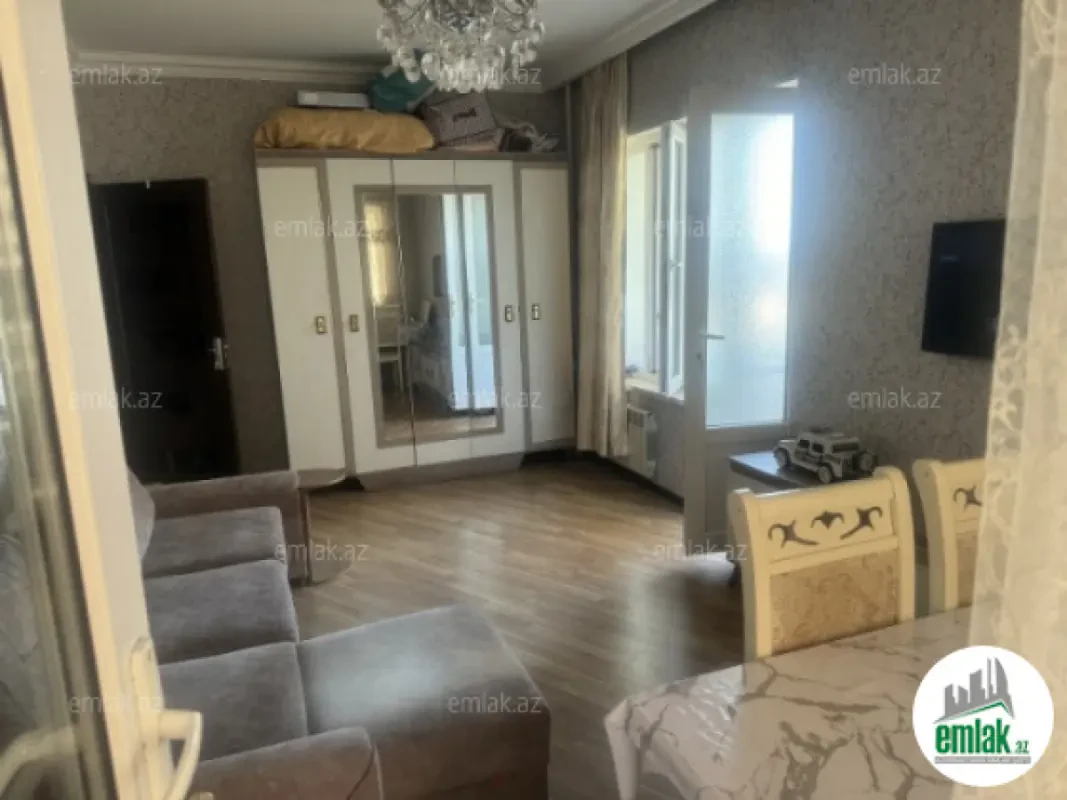 Satılır 1 otaqlı köhnə tikili 33.2 m²