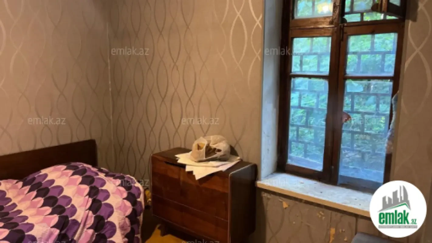 Satılır 4 otaqlı həyət evi 100 m²