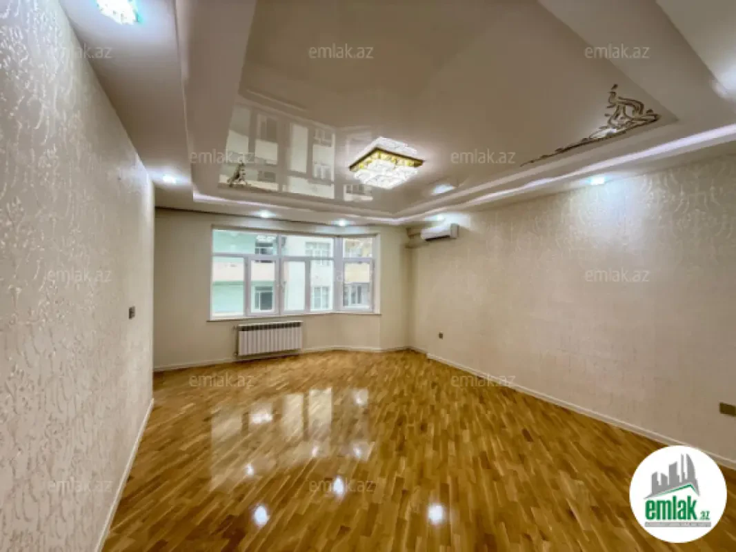Satılır 3 otaqlı yeni tikili 122 m²