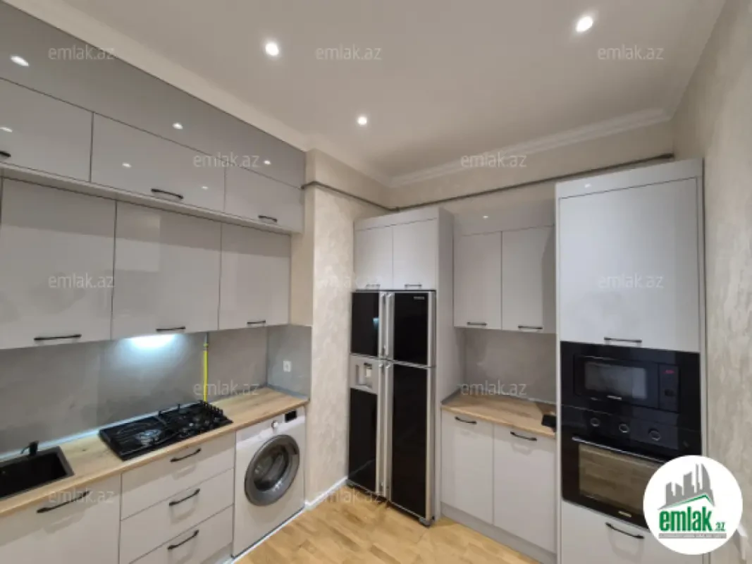 Satılır 2 otaqlı yeni tikili 70 m²