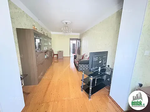 Satılır 2 otaqlı köhnə tikili 70 m² — Bakı 2 otaq 70.00 m²