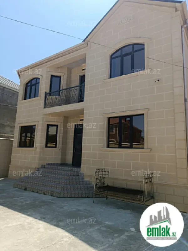 Satılır 6 otaqlı həyət evi 250 m²