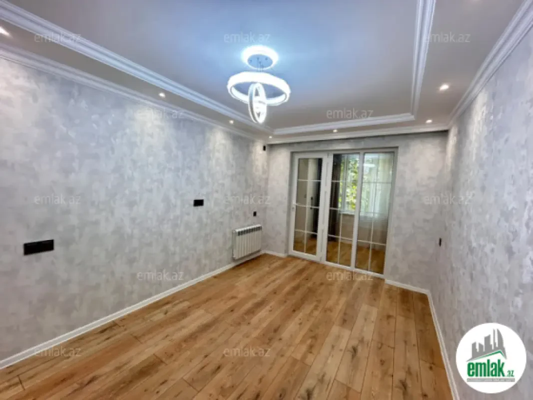 Satılır 2 otaqlı köhnə tikili 60 m²