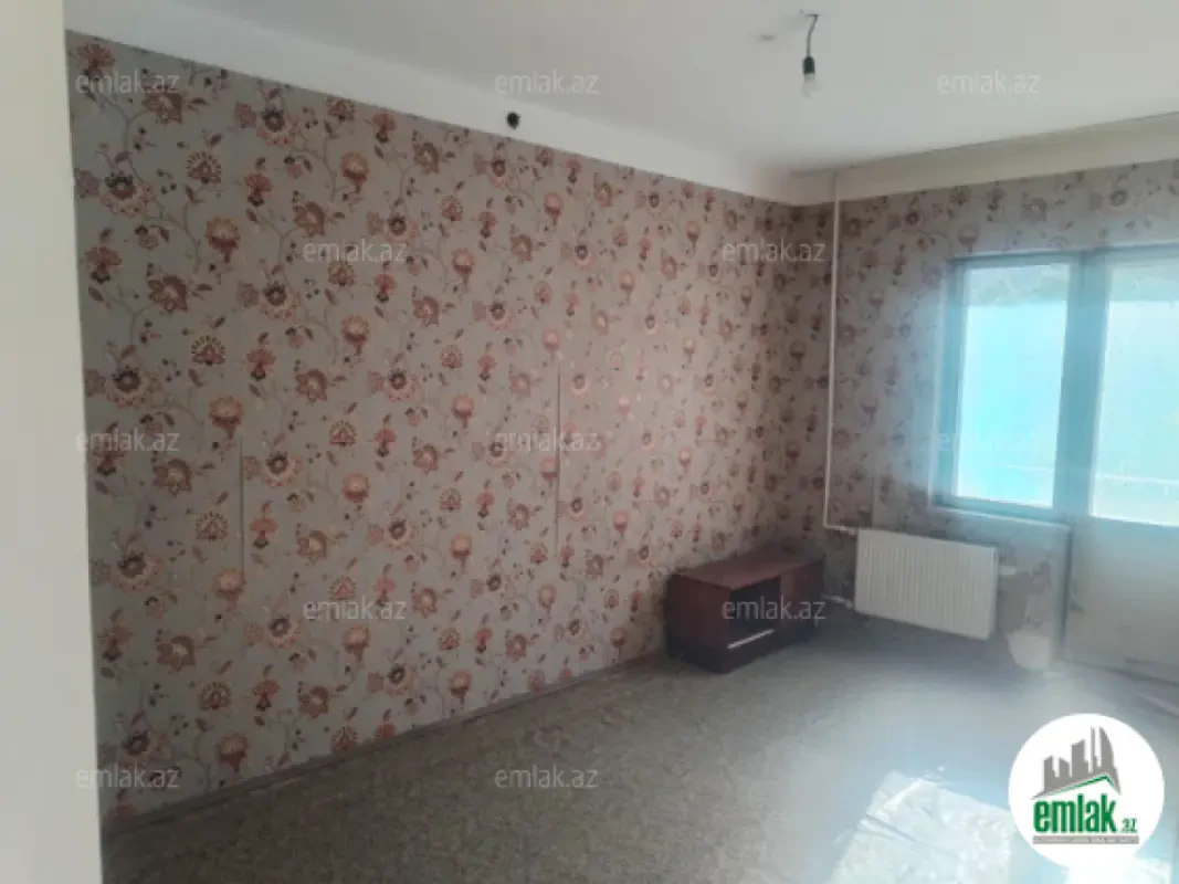 Satılır 3 otaqlı köhnə tikili 85 m²