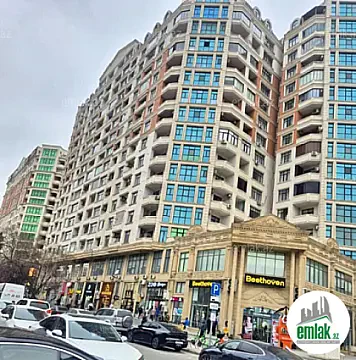 Satılır 4 otaqlı yeni tikili 180 m² — Bakı 4 otaq 180.00 m²