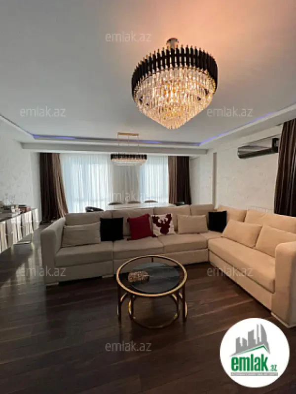 Satılır 3 otaqlı yeni tikili 150 m²