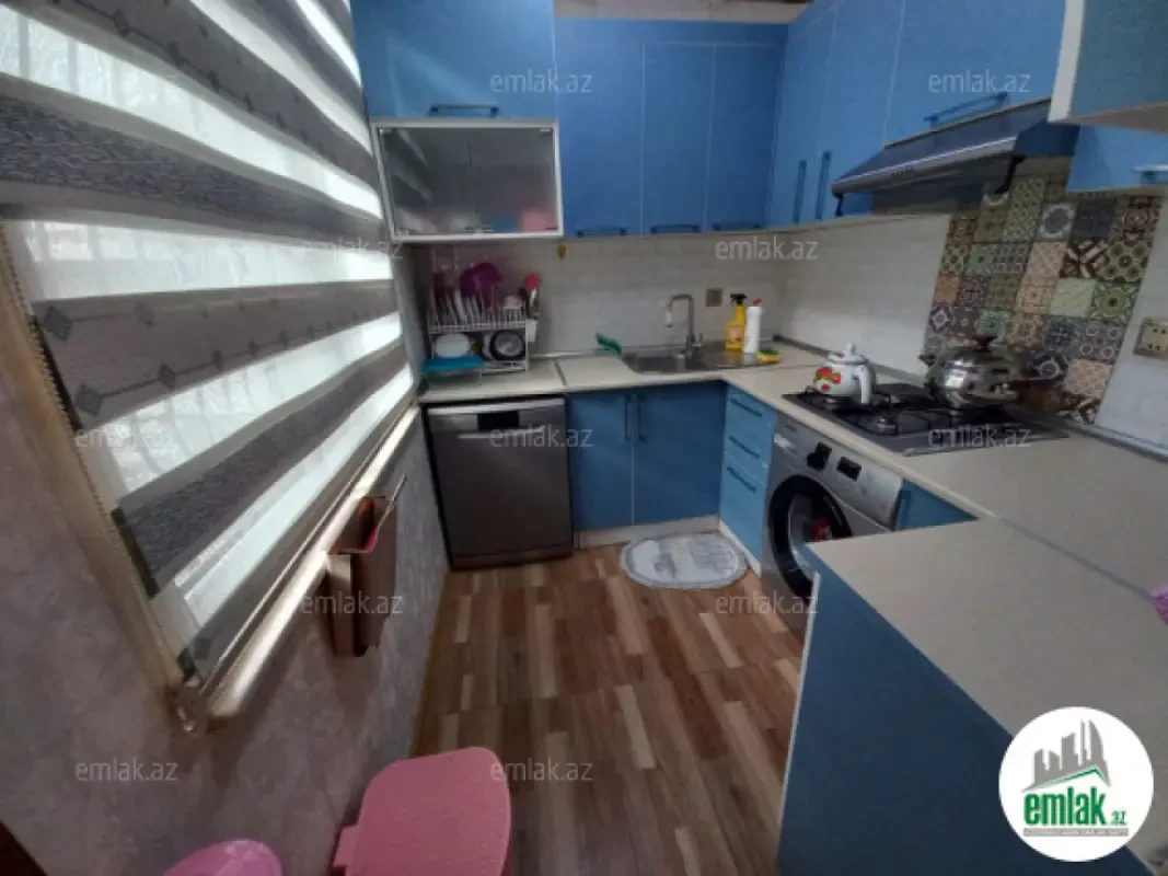 Satılır 3 otaqlı köhnə tikili 60 m²