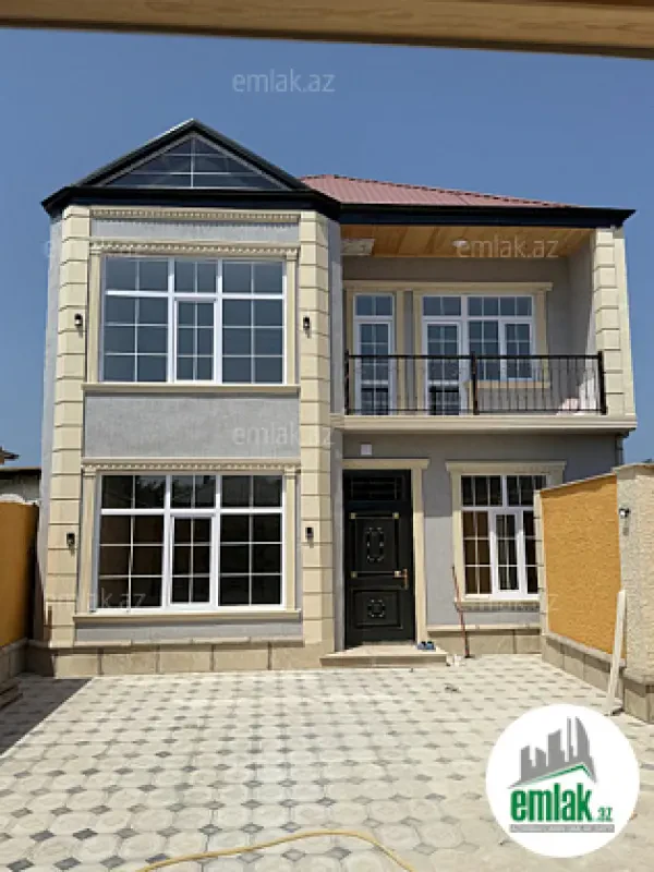 Satılır 5 otaqlı həyət evi 180 m²