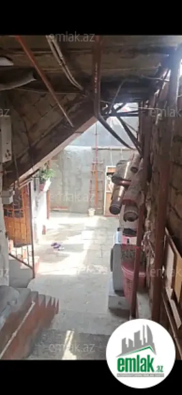 Satılır 6 otaqlı həyət evi 152 m²