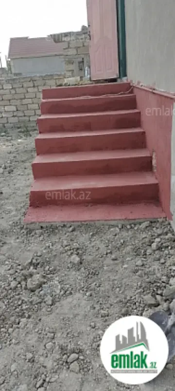 Satılır 3 otaqlı həyət evi 111 m²