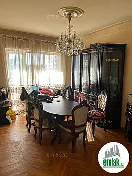 Satılır 3 otaqlı köhnə tikili 80 m² — Bakı 3 otaq 80.00 m²