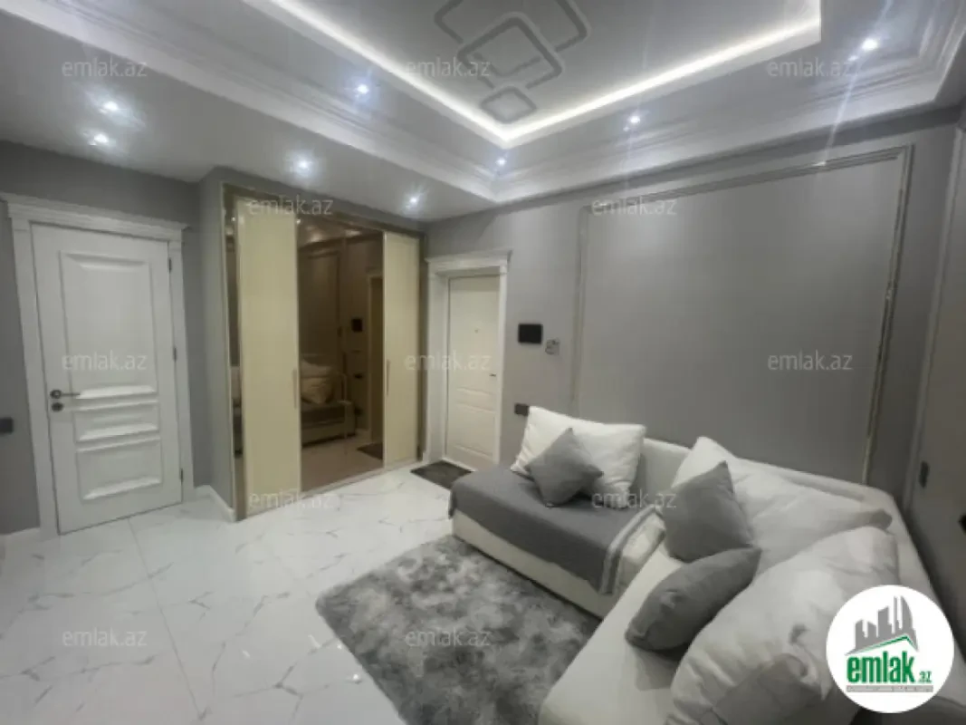 Satılır 2 otaqlı yeni tikili 68 m²