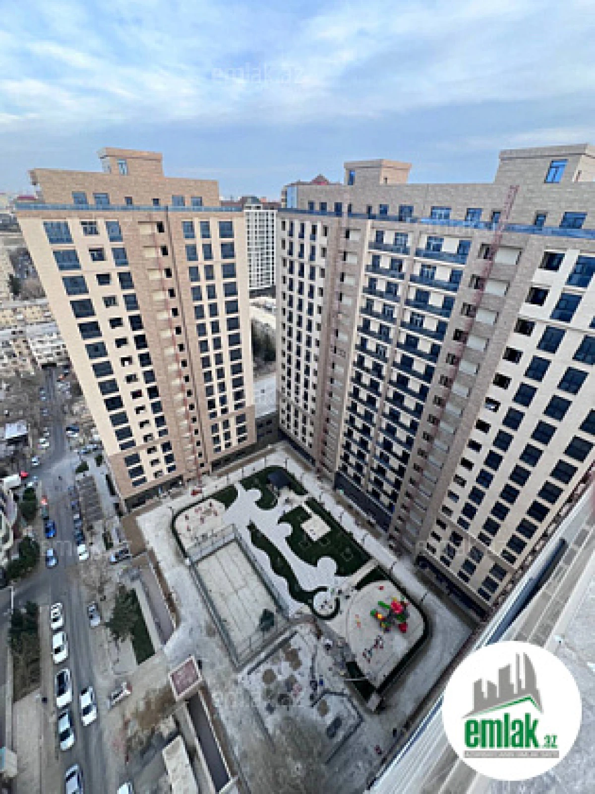 Satılır 4 otaqlı yeni tikili 148.9 m²