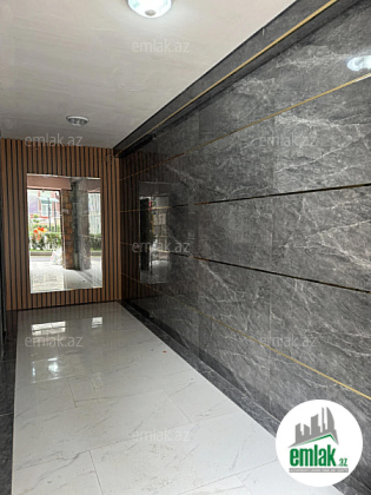 Satılır 4 otaqlı yeni tikili 154.5 m²