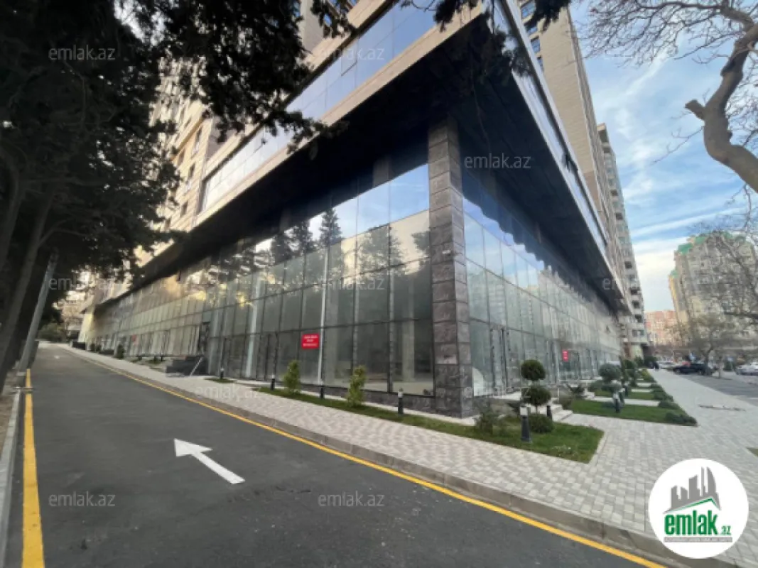 Satılır 5 otaqlı yeni tikili 255 m²