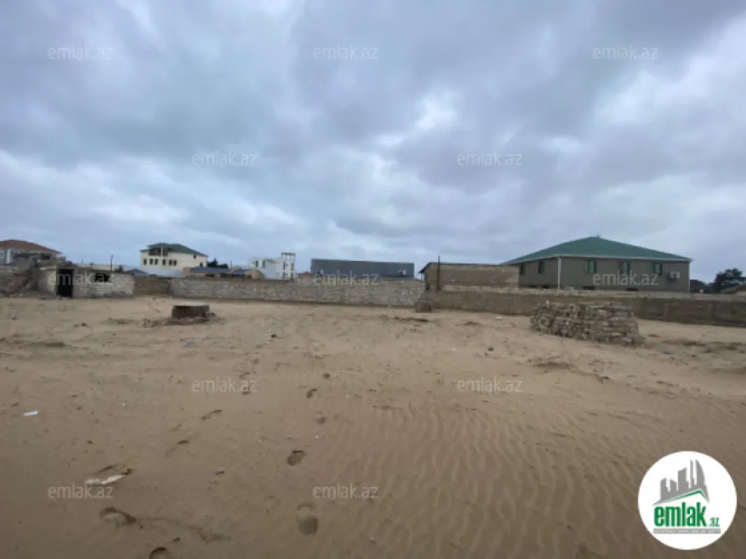 Satılır torpaq sahəsi 15 m²