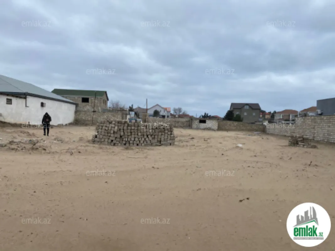 Satılır torpaq sahəsi 15 m²