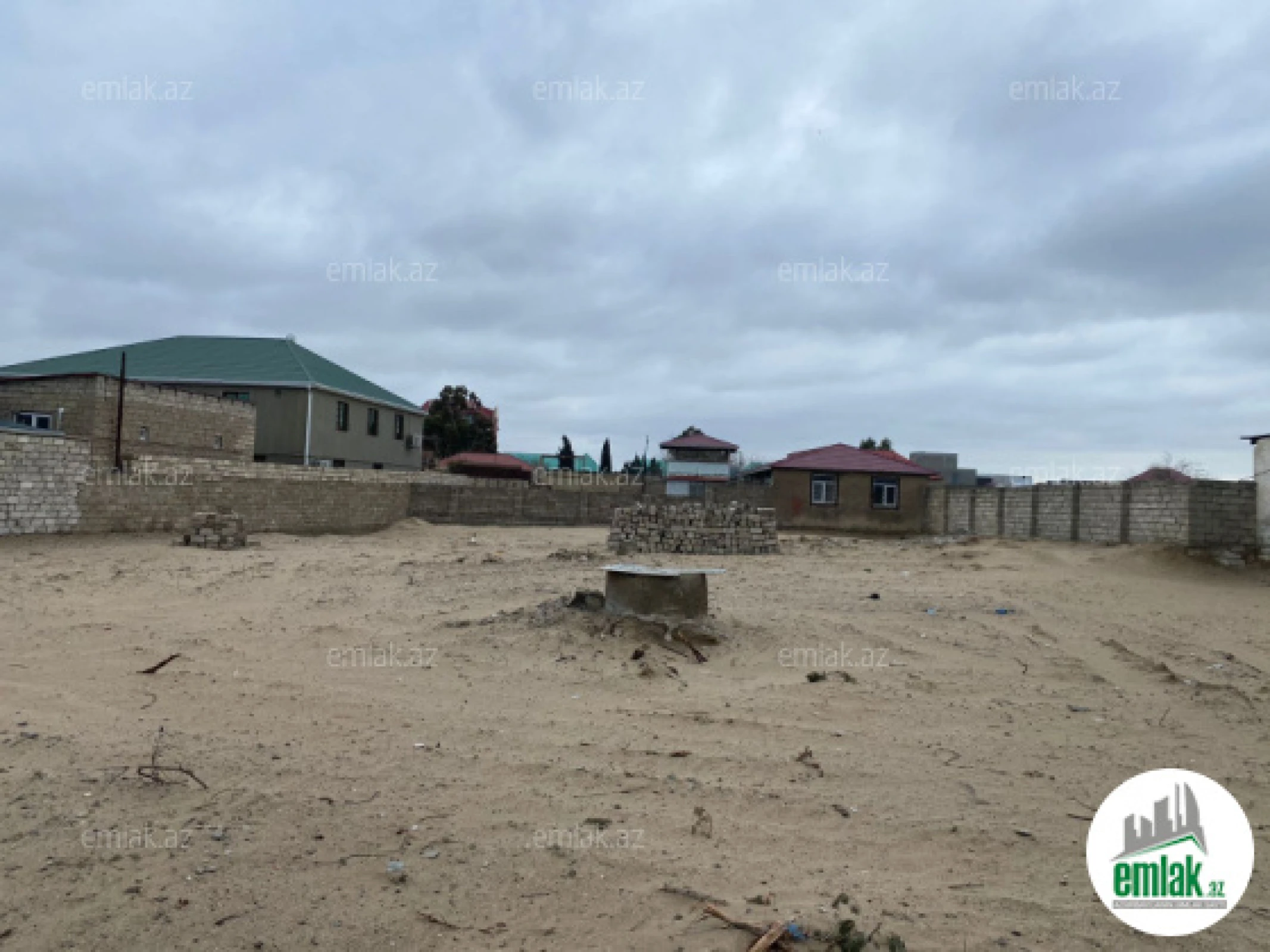 Satılır torpaq sahəsi 15 m²