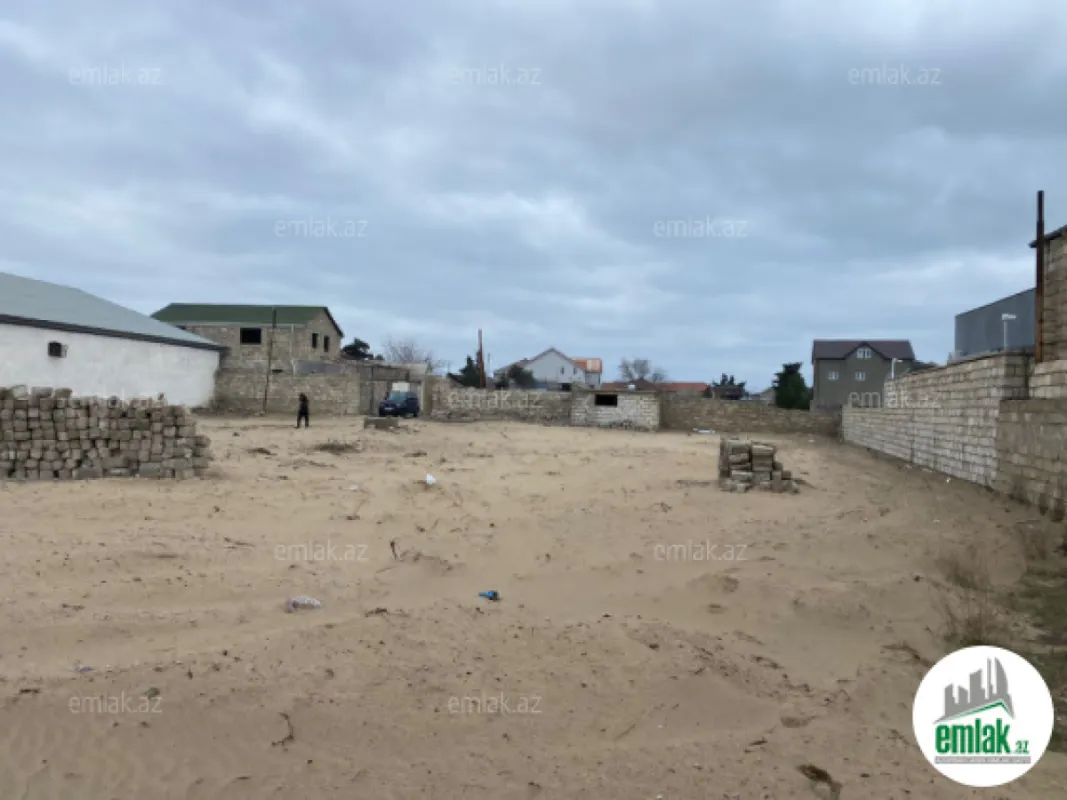 Satılır torpaq sahəsi 15 m²