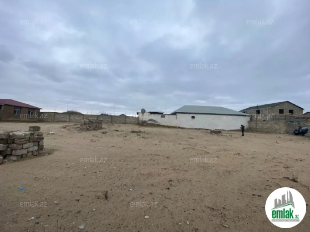 Satılır torpaq sahəsi 15 m²