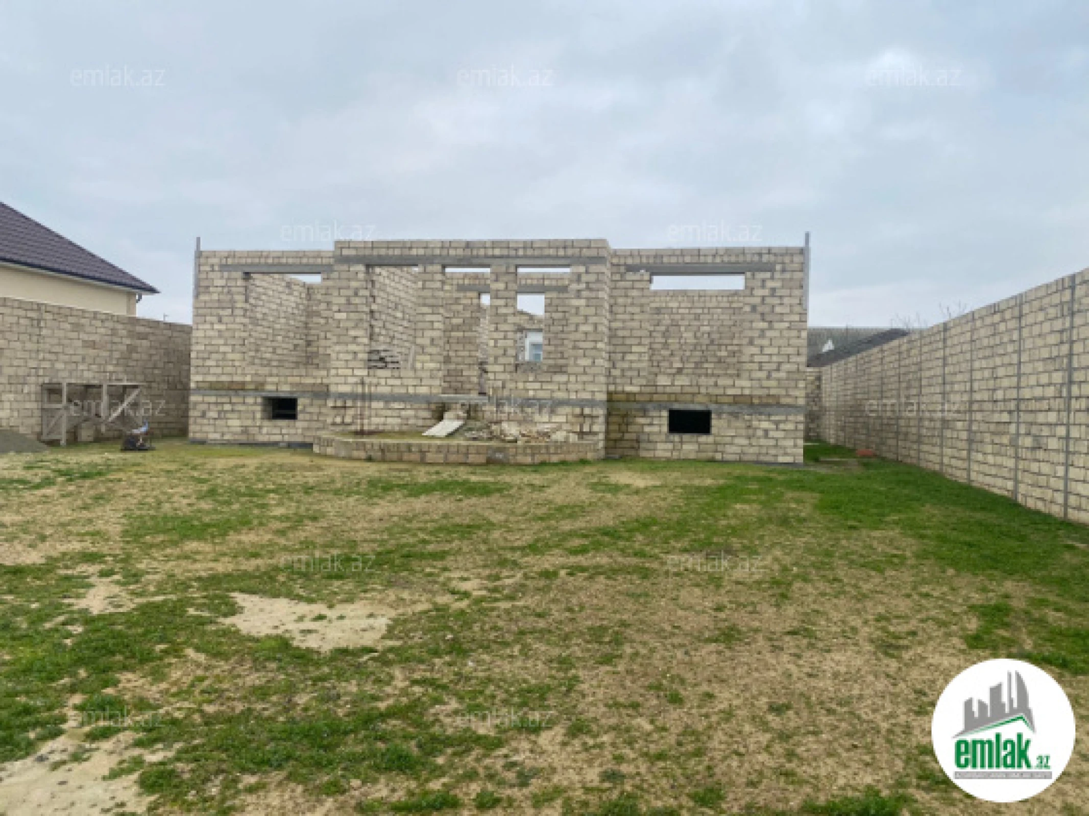 Satılır torpaq sahəsi 10 m²