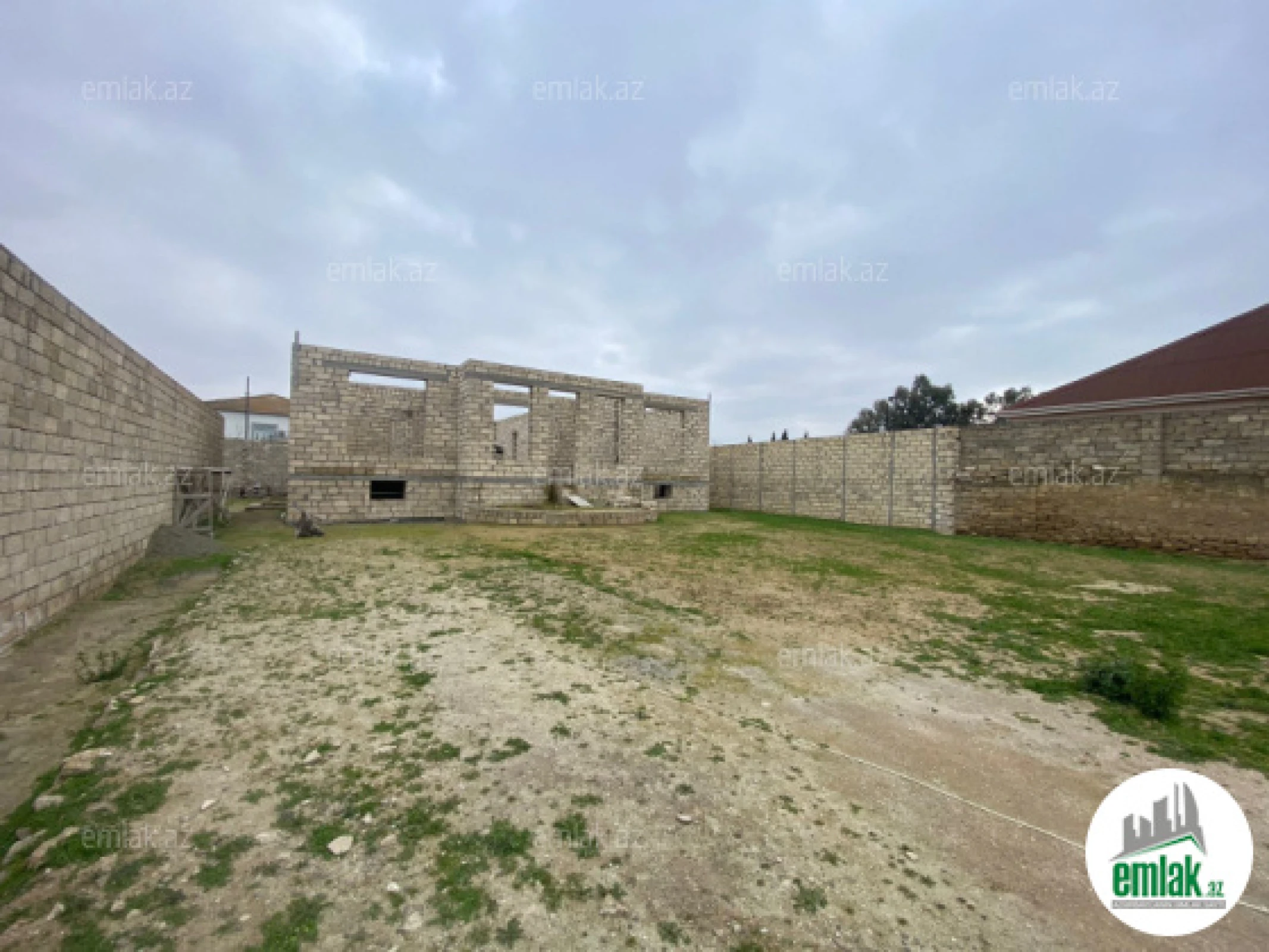 Satılır torpaq sahəsi 10 m²