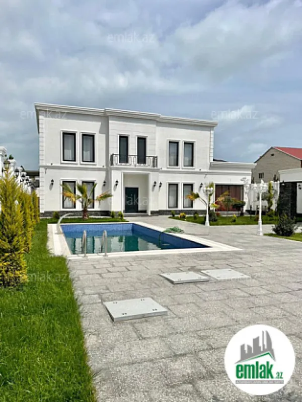 Satılır 6 otaqlı mənzil 280 m²