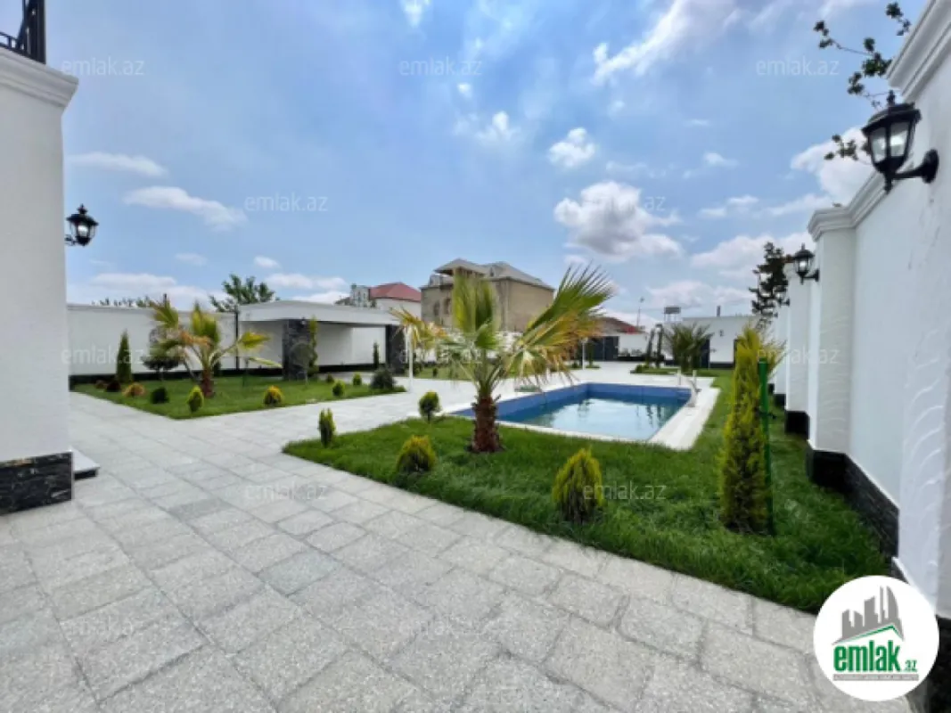 Satılır 6 otaqlı mənzil 280 m²