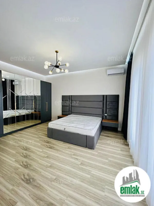 Satılır 6 otaqlı mənzil 280 m²