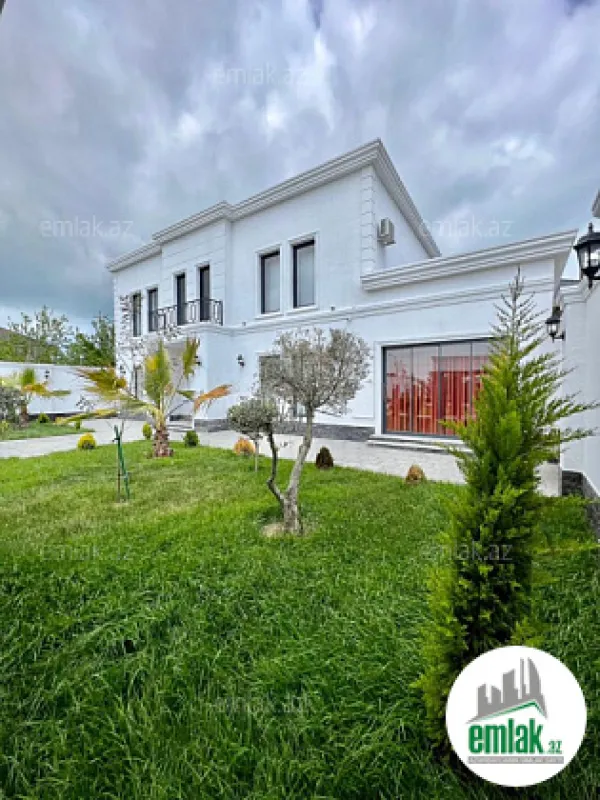 Satılır 6 otaqlı mənzil 280 m²