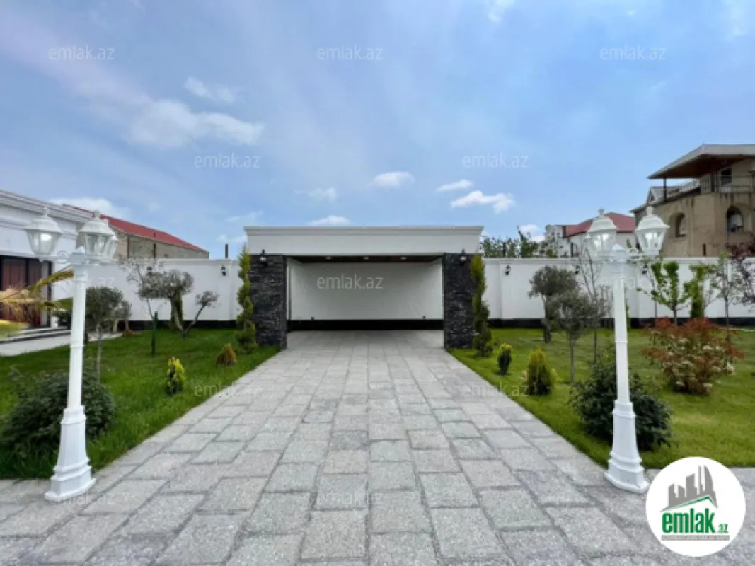 Satılır 6 otaqlı mənzil 280 m²