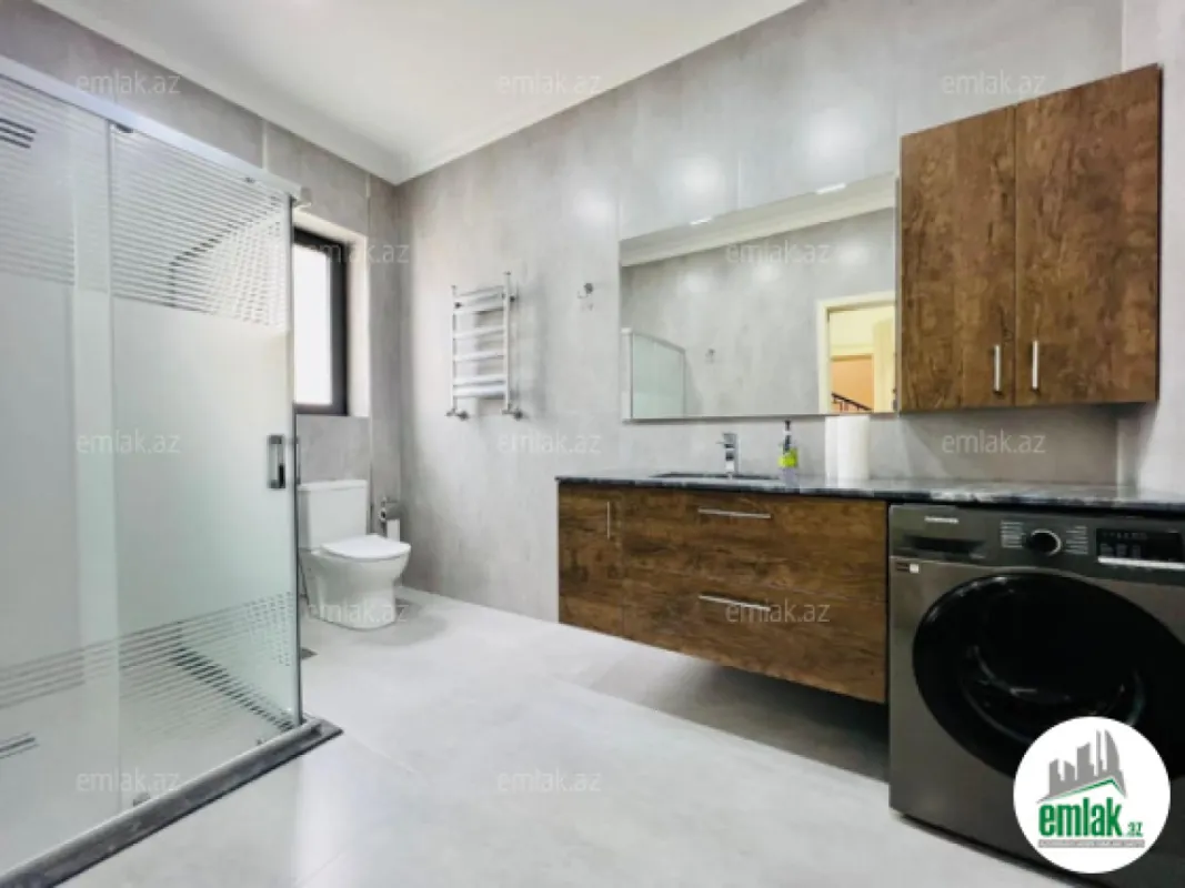 Satılır 6 otaqlı mənzil 280 m²