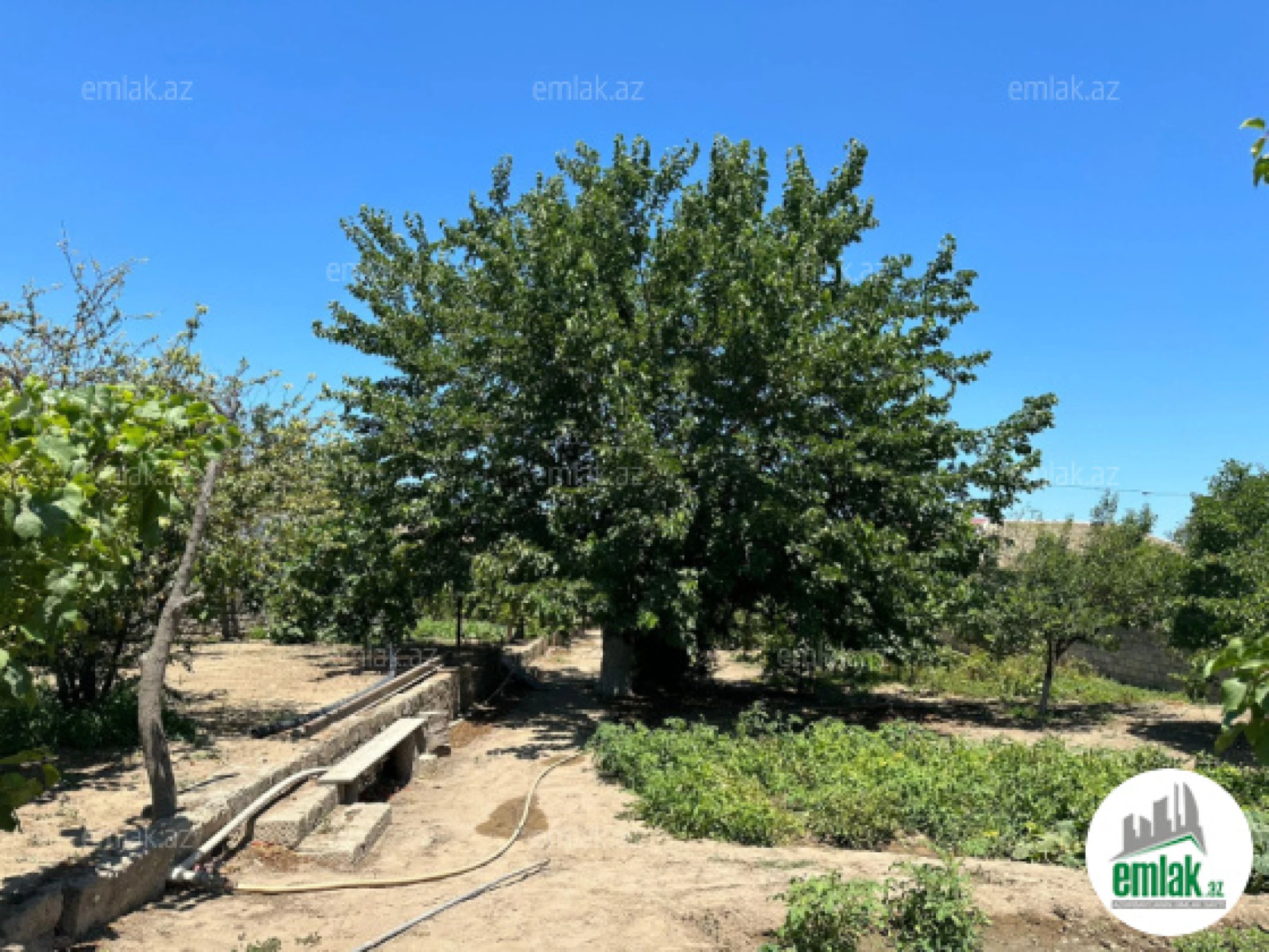 Satılır torpaq sahəsi 16 m²