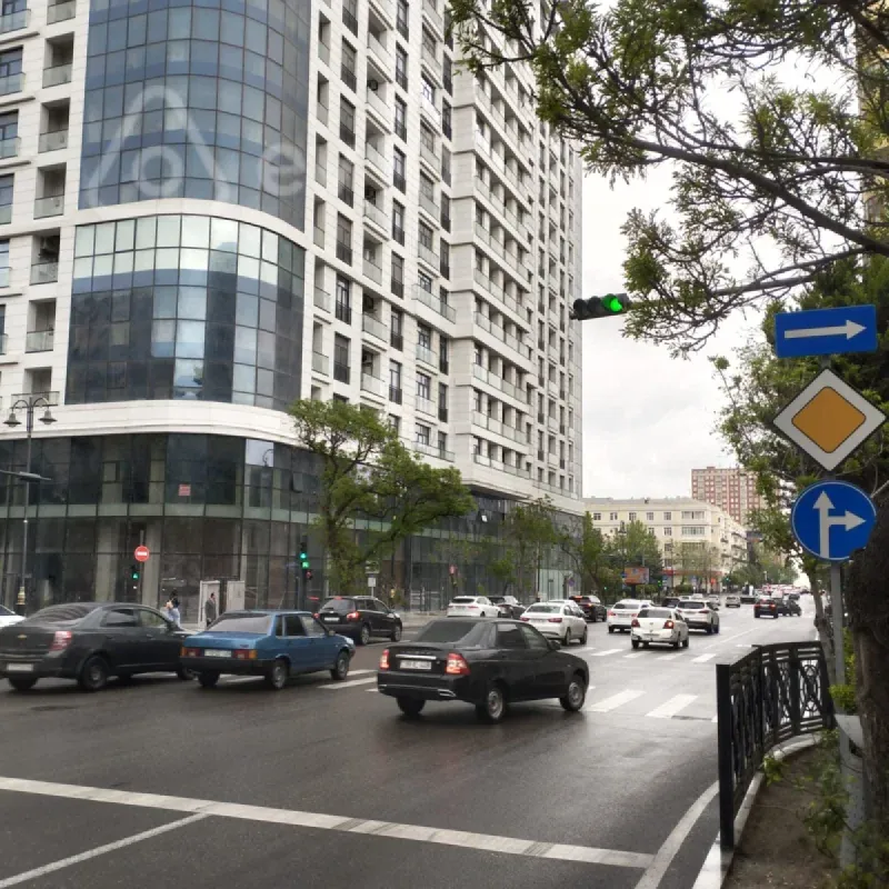 Kirayə verilir mənzil 156 m²