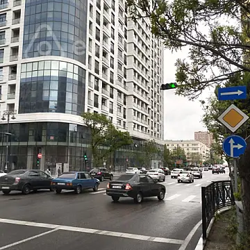 Kirayə verilir mənzil 156 m²