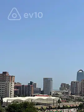 Satılır 4 otaqlı yeni tikili 215 m²