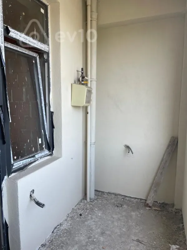 Satılır 4 otaqlı yeni tikili 215 m²