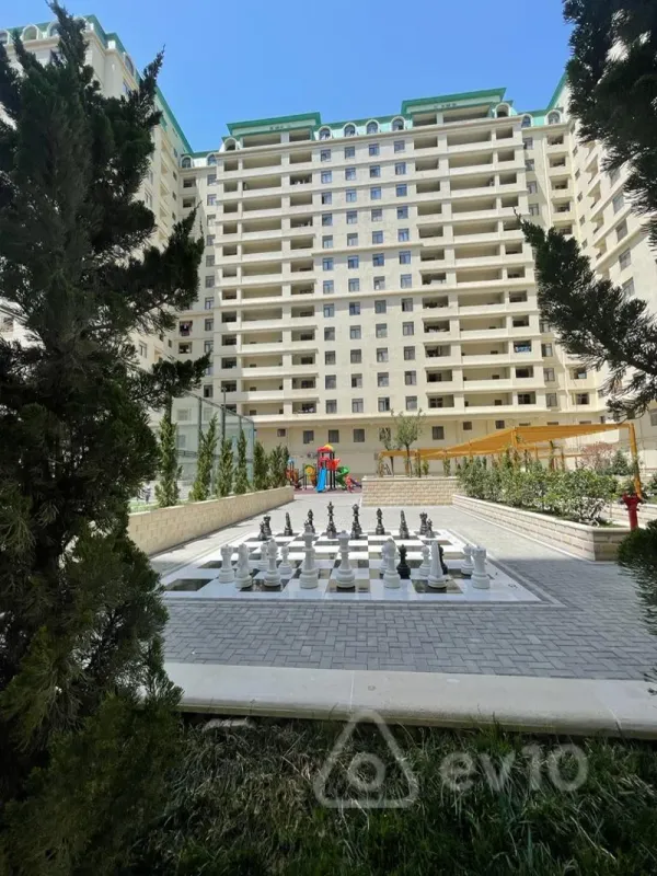Satılır 4 otaqlı yeni tikili 215 m²