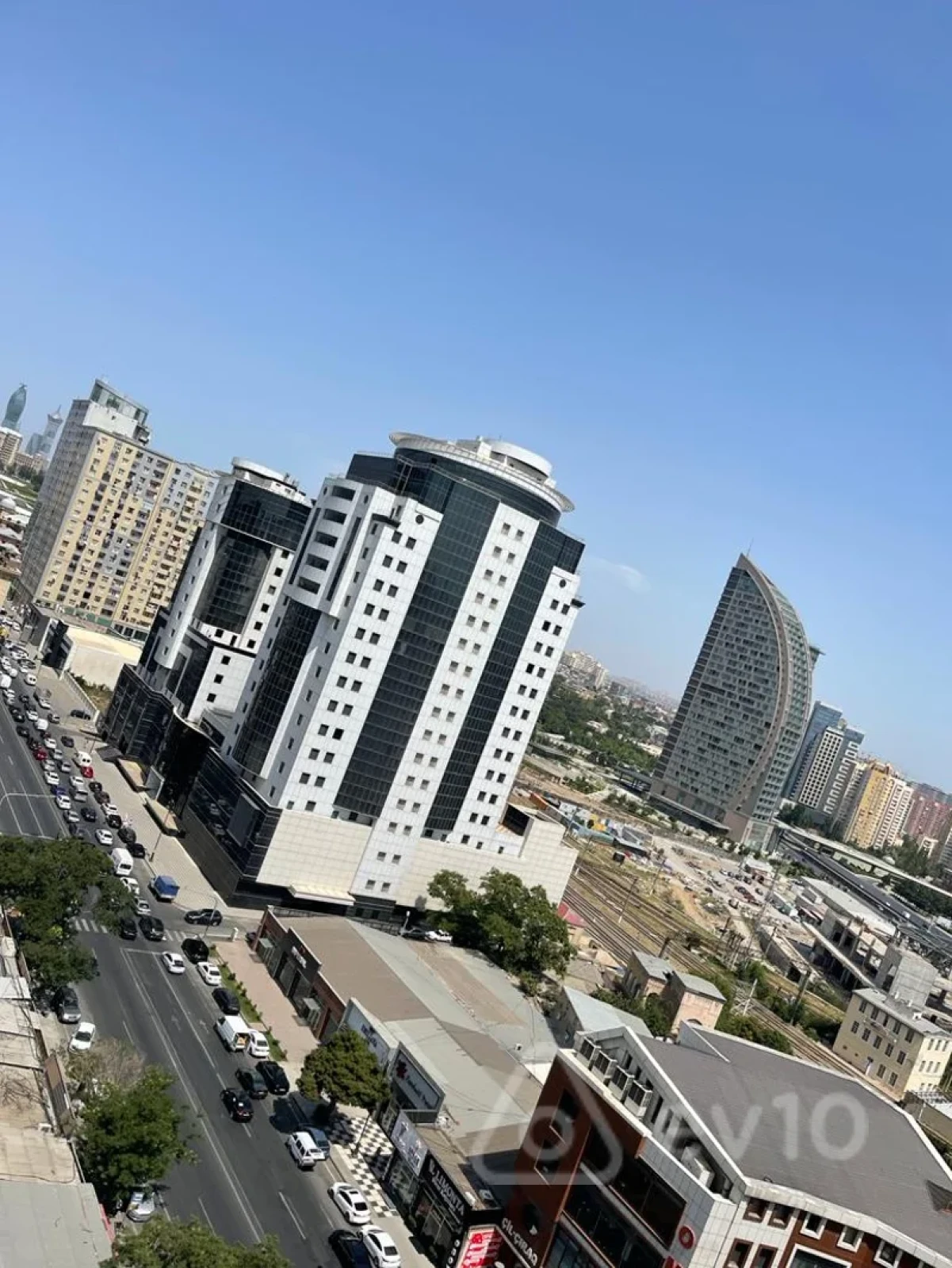 Satılır 5 otaqlı yeni tikili 255 m²