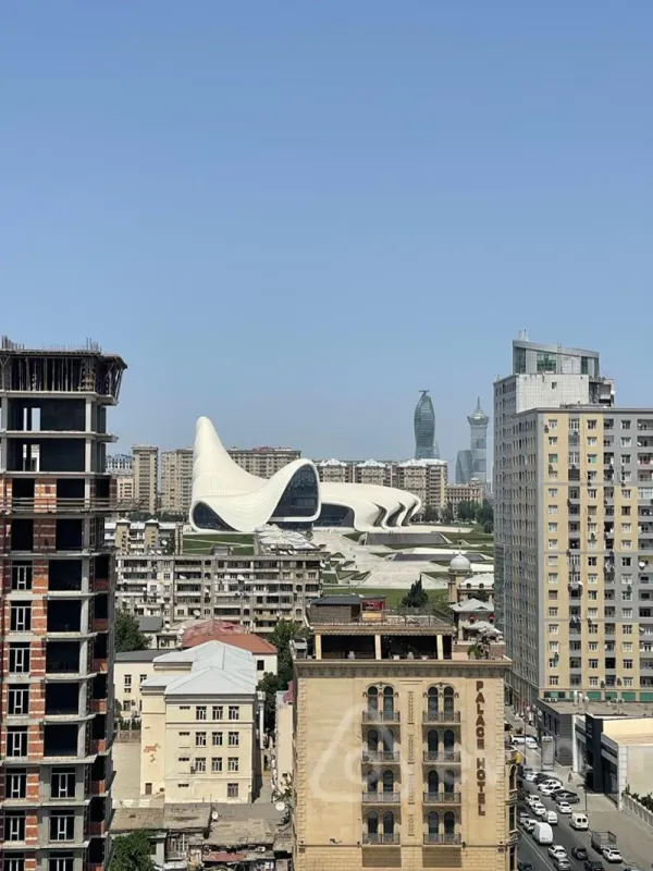 Satılır 5 otaqlı yeni tikili 255 m²