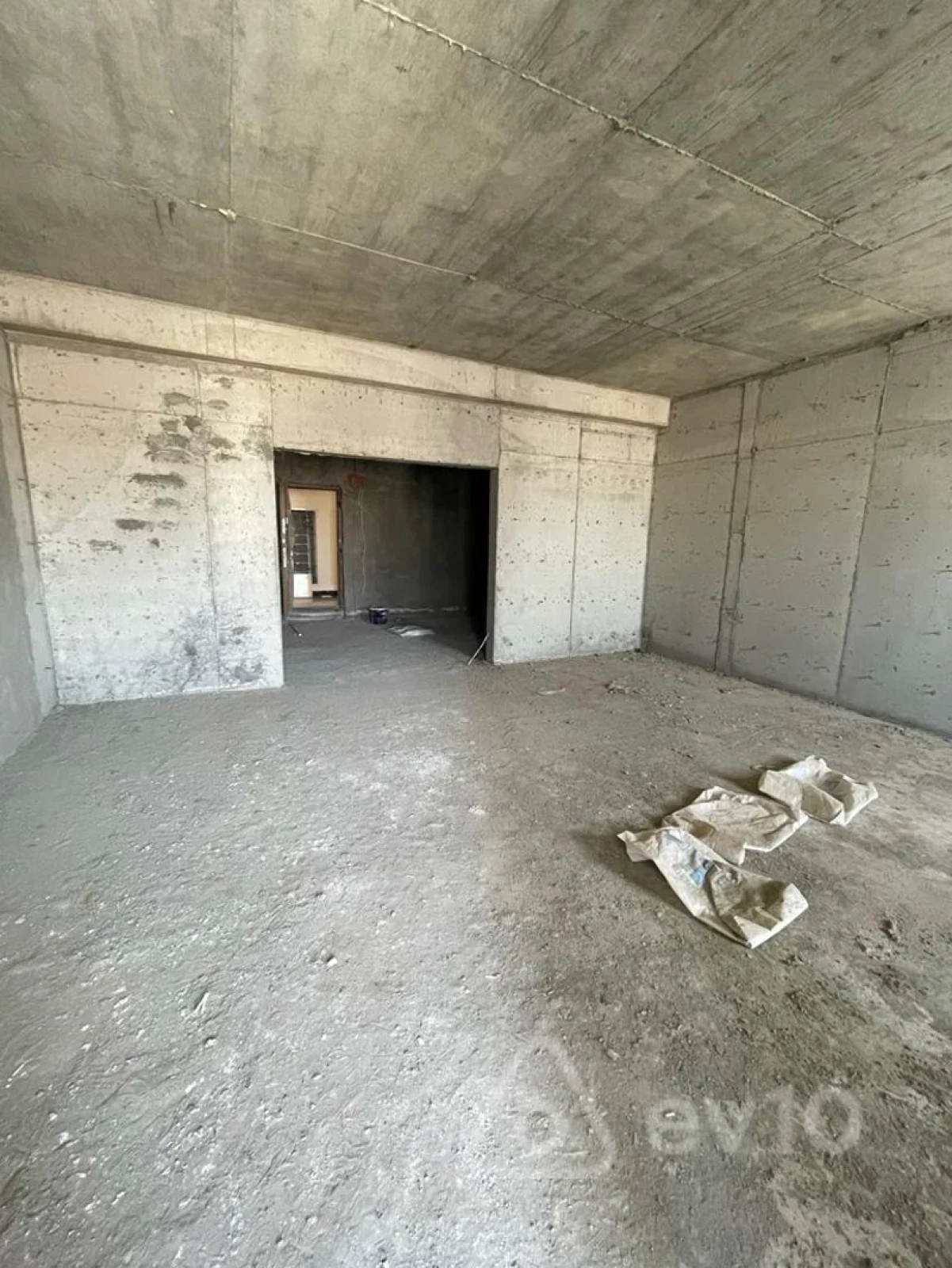 Satılır 5 otaqlı yeni tikili 255 m²